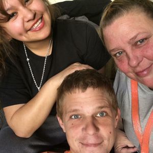 Meet your Posher, Iris